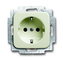 Розетка SCHUKO 16А 250В, с LED подсветкой, Busch-Duro 2000 SI/Reflex SI, слоновая кость | 2013-0-5290 | 2CKA002013A5290 | ABB