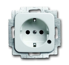 Розетка Schuko с индикацией LED, Reflex, белый | 2013-0-5281 | 2CKA002013A5281 | ABB