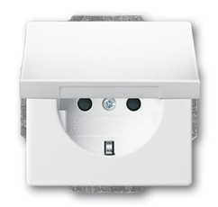 Розетка SCHUKO 16А 250В с защитными шторками, с крышкой, серия future, цвет альпийский белый | 2CKA002018A1520 | ABB