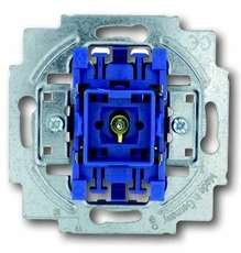 Механизм 1-клавишной, 1-полюсной кнопки (нормально-открытый контакт), с N-клеммой, с подсветкой, 10А 250В | 1413-0-1106 | 2CKA001413A1106 | ABB