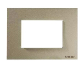 ABB Zenit Шампань Рамка итальянский стандарт на 3 модуля | N2473 CV | 2CLA247300N1901 | ABB