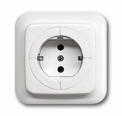 Розетка SCHUKO 16А 250В с механизмом освобождения вилки, серия Reflex SI, цвет альпийский белый | 2011-0-3629 | 2CKA002011A3629 | ABB