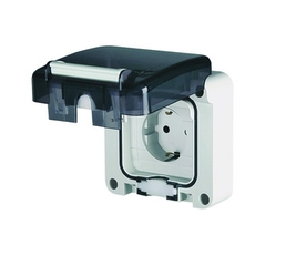 Розетка для скрытого монтажа. Защита IP66 с вставленной вилкой