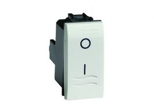 Выключатель одноклавишный, двухполюсный, белый