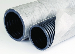 Труба гибкая двустенная дренажная D=110мм с геофильтром класс SN6 перфорация 360 градусов