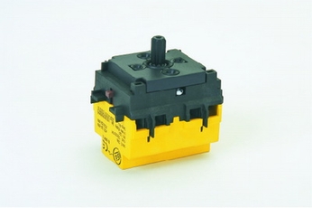 Выключатель нагрузки четырехполюсный на 16 А QUADRO