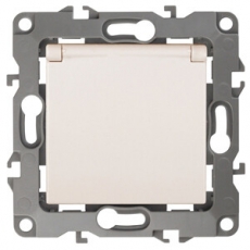 Розетка 12-2103-02 2P+E Schuko со шторками с крышкой, 16АХ-250В, слоновая кость (10/100/2 |Б0014694 | ЭРА