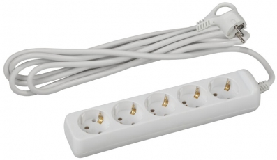 Удлинитель U-5e-5m c заземл., 3х0,75мм2, 5гн, 5м (10/450) |Б0019230 | ЭРА