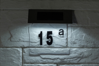 Светильник уличный настенный указатель Номер дома 2 ERASF22-40 на солнечных батареях 4 LED | Б0053390 | ЭРА