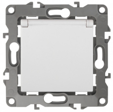 12-2003-01 Электроустановка ЭРА Розетка 2P+E Schuko со шторками с крышкой, 16А-250В, б.л., Эра12, белый | Б0038806 | ЭРА