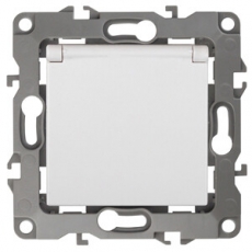 Розетка 12-2103-01 2P+E Schuko со шторками с крышкой, 16АХ-250В, белый (10/100/2800) |Б0014693 | ЭРА