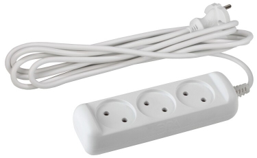 Удлинитель Россия UX(6)-3-1,5m Удлин-ль без зазeмл., 2х0.75мм2, ПВС, 3гн, 1,5м | Б0038567 | ЭРА