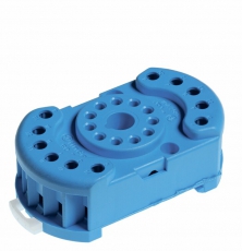 Розетка с винтовыми клеммами (с зажимной клетью) для реле 60.12, таймера 88.12; в комплекте металлическая клипса 090.33; | 9022SMH | Finder