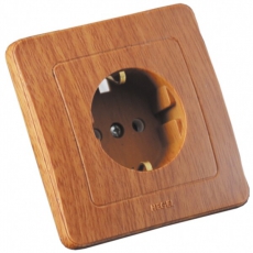 Розетка скрытой установки, одноместная, с заземляющим контактом, цвет дуб | РС16-311-05 | HEGEL