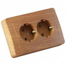 Розетка скрытой установки, двухместная, с заземляющим контактом, цвет дуб | РС16-351-05 | HEGEL