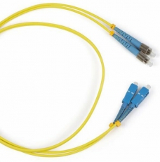 Патч-корд FC-S2-9-FC/AR-SC/UR-H-3M-LSZH-YL волоконно-оптический (шнур) SM 9/125 (OS2), FC/APC-SC/UPC, 2.0 мм, simplex, LSZH, 3 м | 393235 | Hyperline