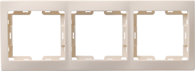 КВАРТА Рамка горизонтальная бежевая 3 поста