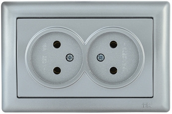 Розетка двойная без заземляющего контакта 10А BOLERO серебряный