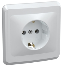 Розетка РС10-3-ВБ одноместная с заземляющим контактом без защитных шторок 16А ВЕГА белый