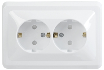 Розетка РСш12-3-ВБ двухместная с заземляющим контактом с защитными шторками 16А ВЕГА белый