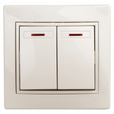 1-105-02 Intro Выключатель двойной с подсветкой, 10А-250В, IP20, СУ, Plano, сл.кость | Б0027604 | Intro