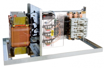 Компенсирующий модуль Alpistatic - трёхфазный - тип SAН - сверхусиленный - макс. 620 В - 72 квар | RST9.RS7240.189 | Legrand