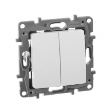Etika Белый Выключатель 2-х клавишный, 10А, винт. клем. | 672202 | Legrand