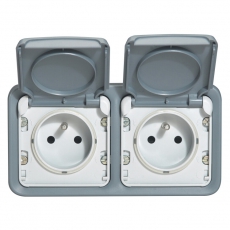 Plexo Серый Коробка 2-ая для наружного монтажа горизонтальная IP55 | 069672 | Legrand