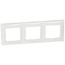 Valena Белый Рамка 3-ая гориз | 774453 | Legrand