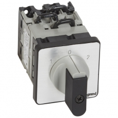 Переключатель на 2 направления - с положением ''0'', 45° - PR 12 - 3П - 6 контактов - крепление на дверце | 027432 | Legrand