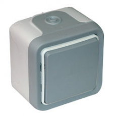 Plexo Серый Переключатель промежуточный (перекрёстный) наружный монтаж 10А (в сборе) IP55 | 069716 | Legrand