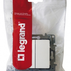 Etika Белый Переключатель 2-клавишный, 10А, авт. клем. | 672212 | Legrand