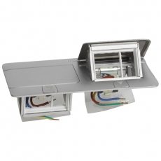 Выдвижной розеточный блок - неукомплектованный - IP 40 - 6 модулей - алюминий | 054012 | Legrand