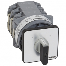 Переключатель на 2 направления - с положением ''0'', 45° - PR 40 - 3П - 6 контактов - крепление на дверце | 027452 | Legrand
