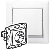 ЛЕГРАНД Валена Розетка в рамку с/у, 1 гнездо, с/з и штор. 16А, 230В, IP20, белая. 694269