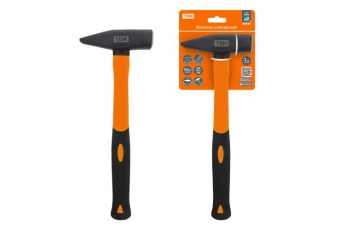 Молоток слесарный, 500 гр, кованый, с прорезиненной фиберглассовой рукояткой 