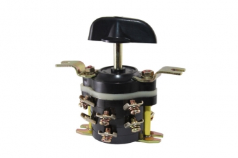 Пакетный переключатель ПП 4-40/Н2 исп.1 4П 40А 220В IP00  | SQ0723-0048 | TDM