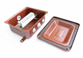 Коробка распределительная монтажная КМ 43-10 У3 IP43 ступенчатый ПВХ ввод | zeta30338 | ЗЭТАРУС